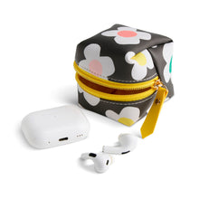 Load image into Gallery viewer, Cheerful Daisy Earbud Case - 3x3in