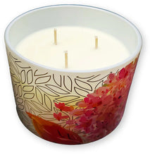 Load image into Gallery viewer, Niquea.d Pink Petals Candle - 15oz Flat Bottom Dish