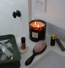 Load image into Gallery viewer, Tortoise Candle Red Currant