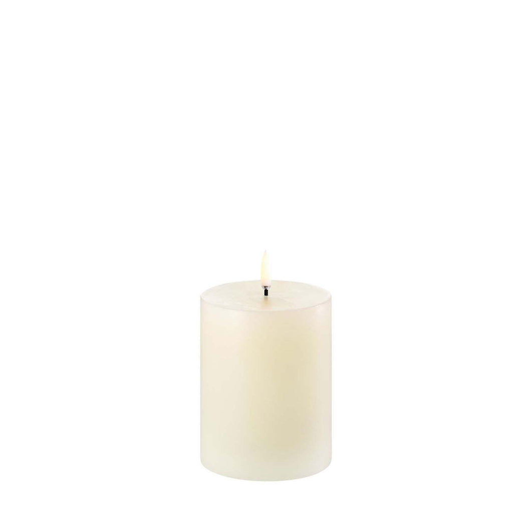 LED Pillar Candle, Ivory, Smooth, 3 x 4