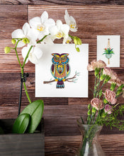 Load image into Gallery viewer, Quilled Decorative Owl Greeting Card
