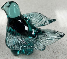 Load image into Gallery viewer, KALALOU Recycled Glass Bird
