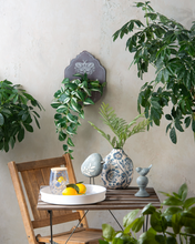 Load image into Gallery viewer, Rock Bird Figurine Set
